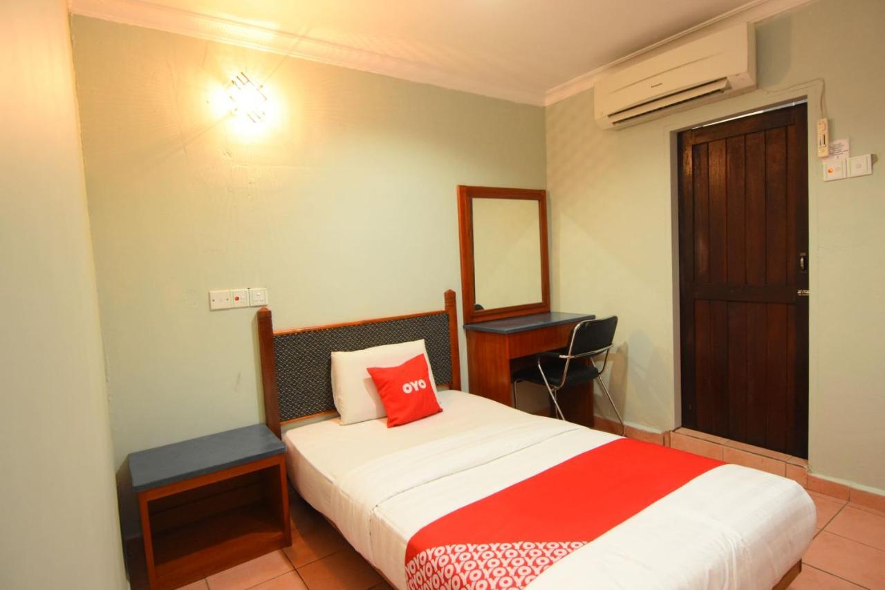 Oyo 89642 Highway Inn Mukah Exterior foto